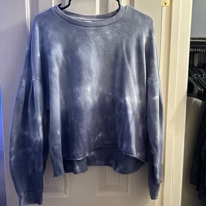 American Eagle Outfitters Tie-Dye Cropped Crewneck Sweatshirt